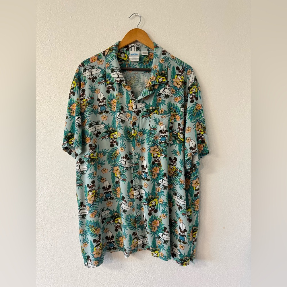MAD Engine Disney and Friends Mickey Mouse Surf Shirt, Size XXL